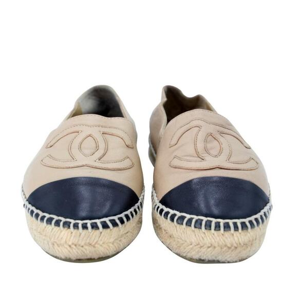Chanel Espadrille 37 Large Cc Monogram 37 Leather Cap Toe Flats CC-0803N-0002 - Picture 3 of 11